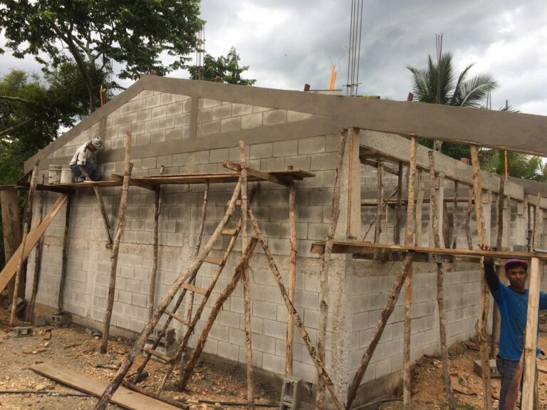 AMPLIACIÓN INSTITUTO BÁSICO