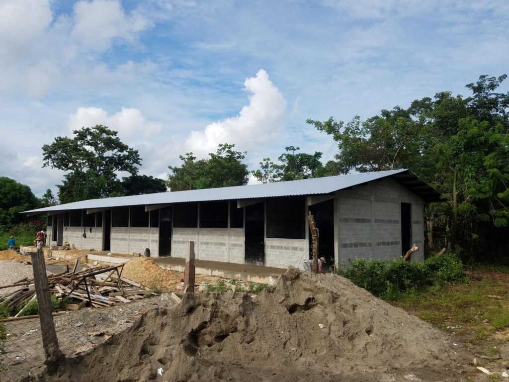 CONSTRUCCIÓN ESCUELA PRIMARIA