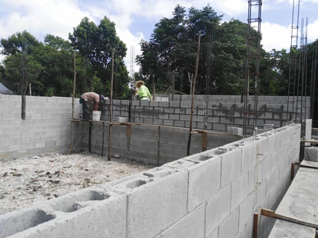 CONSTRUCCIÓN INSTITUTO BÁSICO