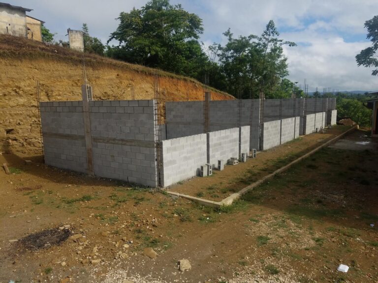 CONSTRUCCIÓN INSTITUTO BÁSICO