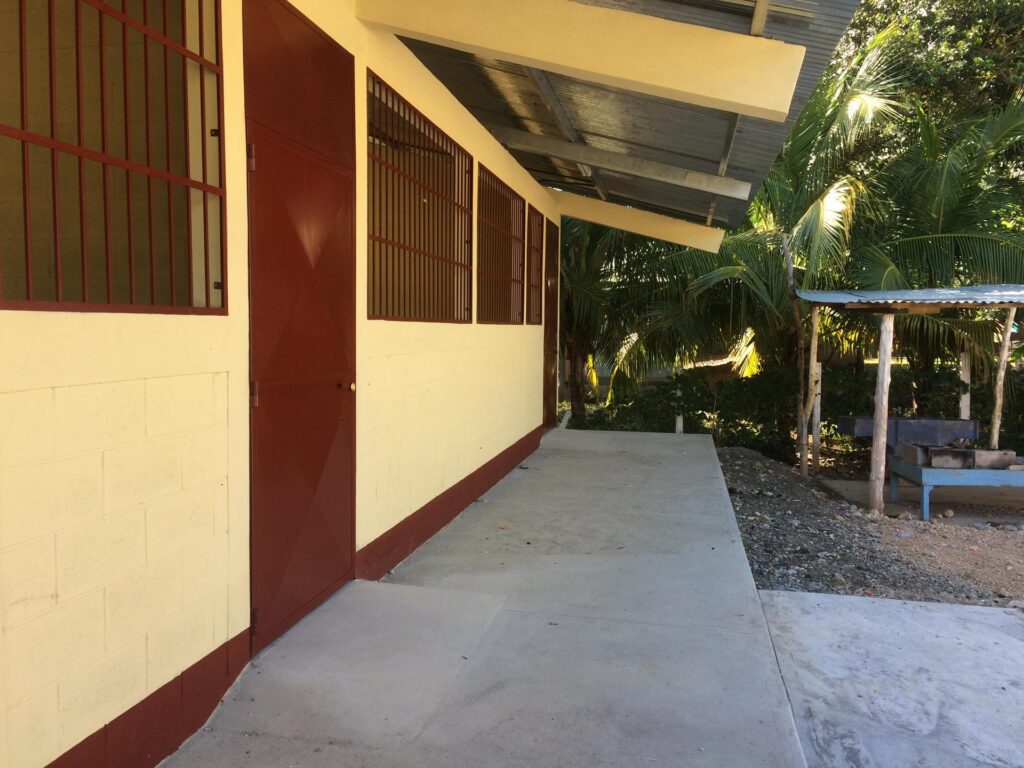 CONSTRUCCIÓN INSTITUTO BÁSICO