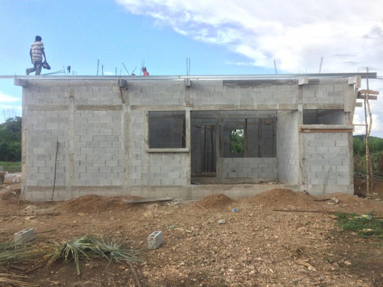 CONSTRUCCIÓN PUESTO DE SALUD