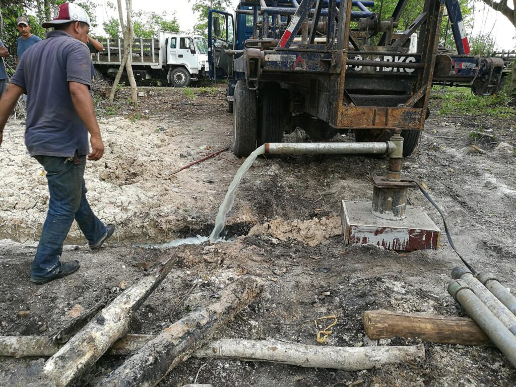 CONSTRUCCIÓN SISTEMA DE AGUA POTABLE