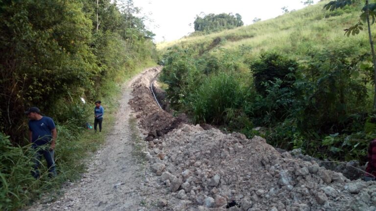 CONSTRUCCIÓN SISTEMA DE AGUA POTABLE