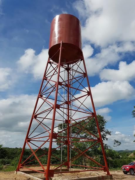 Construcción tanque metálico, Aldea Sacpuy, San Andrés, Petén