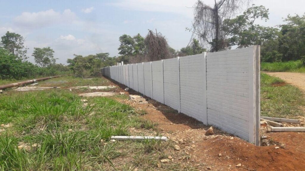 Construcción Muro Perimetral