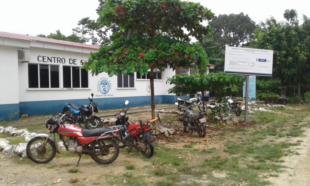 MEJORAMIENTO CENTRO DE SALUD