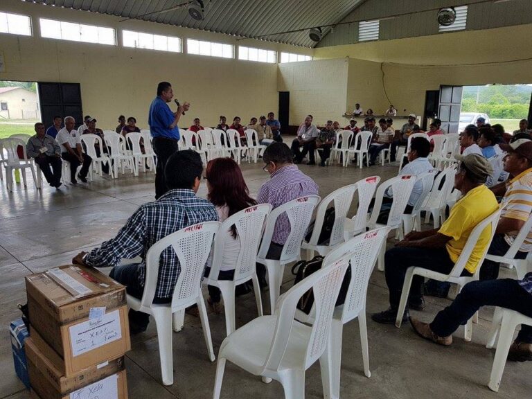 Reunión de COMUDE, Santa Ana, Petén